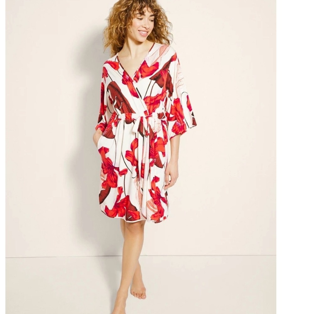 Soma Cool Nights Robe Cool Nights Kimono Tropic Like it's HOT Red Floral NWT S/M